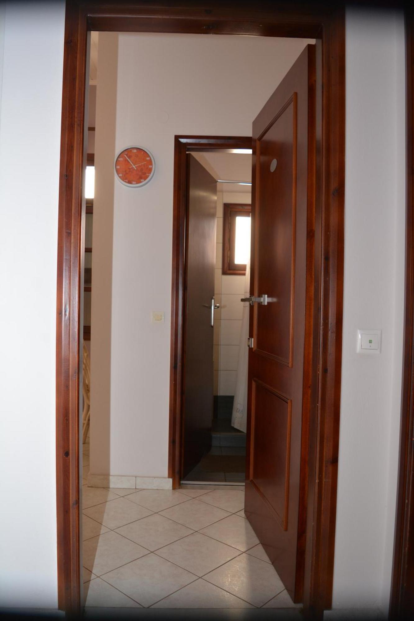 Enetiko Rooms Chrissi Akti Chania Exterior foto
